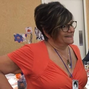 Meet your Posher, Lisa